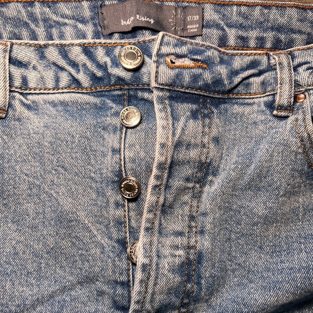 High Rise Jeans - Picture 2 of 3